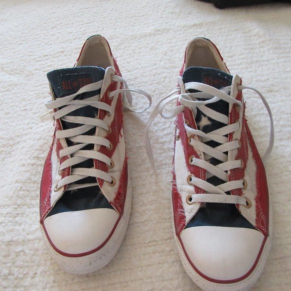 Converse All Star low cut sneakers. Mens size 13 - Picture 1 of 4